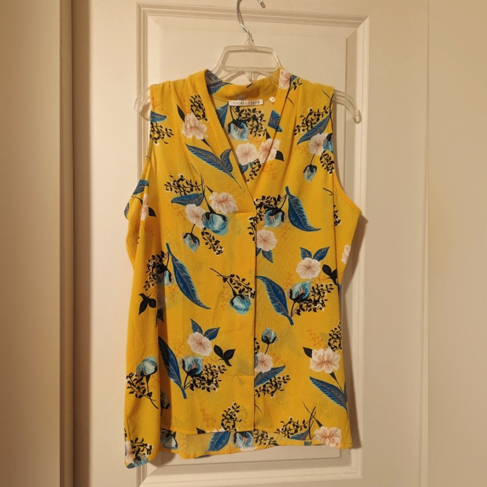 Violet + Claire yellow and blue floral blouse